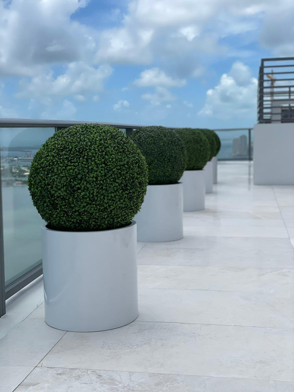 Cache-pot Décoratif  · Édition Bourgogne